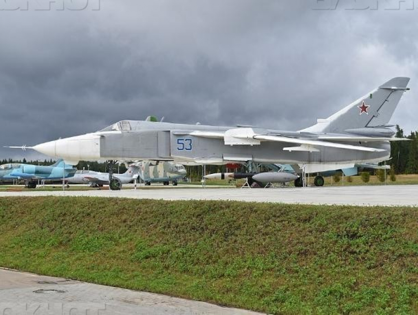 Служивший в Морозовске пилот спас самолет с отказавшим двигателем