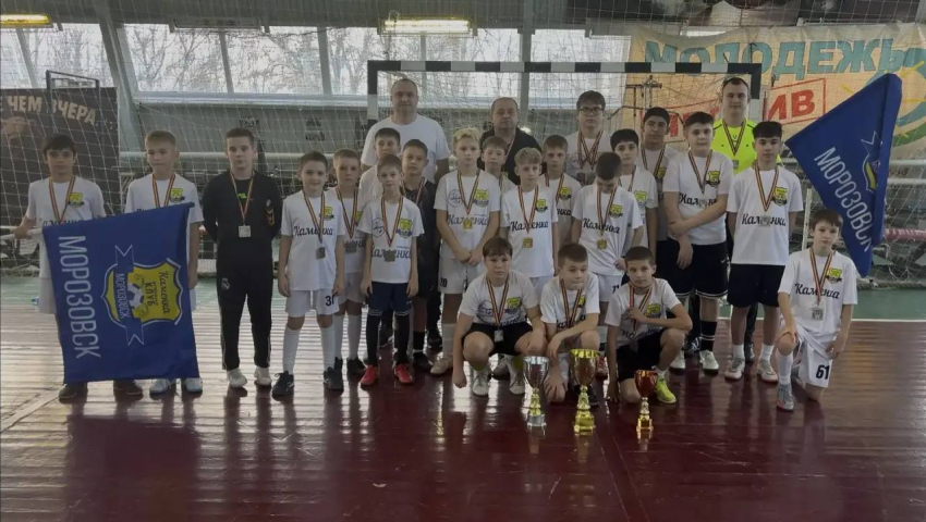 Футбол с душой: юные спортсмены чтят память легенды Морозовского района