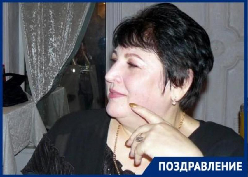 Любимую маму, жену и бабушку Наталью Любимову поздравляют с юбилеем 