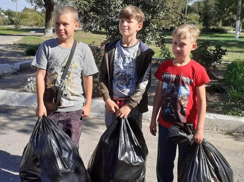 Жители станицы Вольно-Донской присоединись к акции «Всемирный день чистоты»