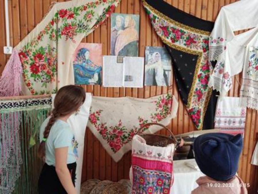 Познавательную программу «Традиции и обряды русского народа» подготовили для детей в Вишневском сельском клубе