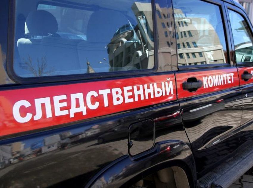 Экс-чиновника из администрации Морозовского района обвинили в попытке заработать на квартирах для детей-сирот