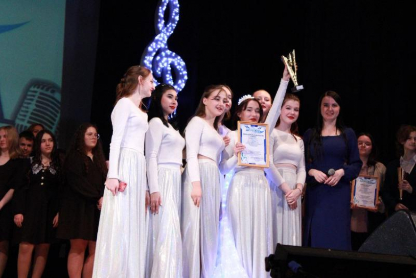 В творческом конкурсе «Молодежная волна» приняла участие морозовская молодежь 