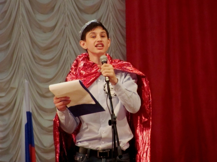 Дмитрий Кошкаров потрясно сыграл короля на «Минуте кандидата»