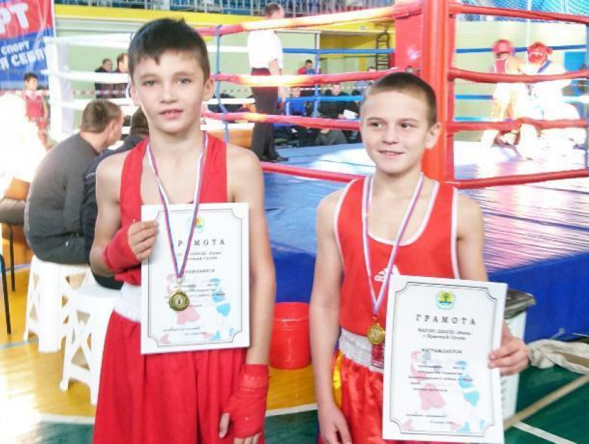 Юные боксеры из Морозовска стали призерами первенства Красносулинского района