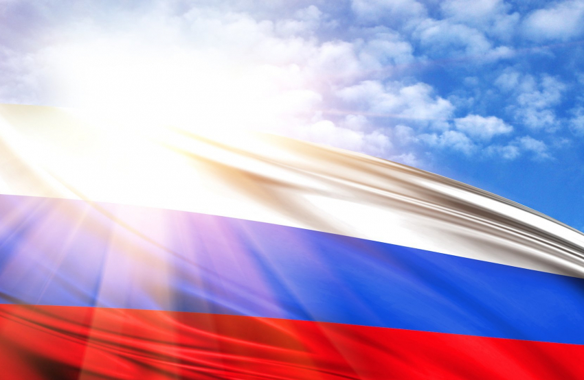 День Государственного флага России в Морозовске отметят с концертной программой, флешмобом и дискотекой