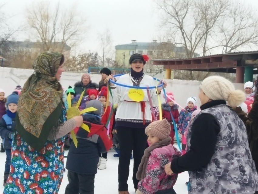 Письмо в редакцию: Зиму-матушку уже проводил детский сад «Звездочка» в Морозовске
