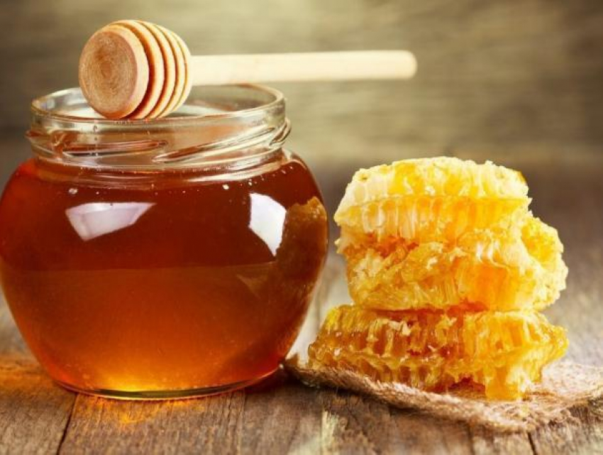 Вкуснейшими медовыми рецептами поделились читатели «Блокнота"