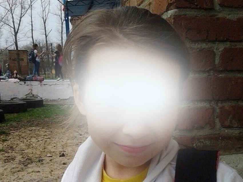 Пропавшую девочку-пятиклассницу ищут в Морозовске