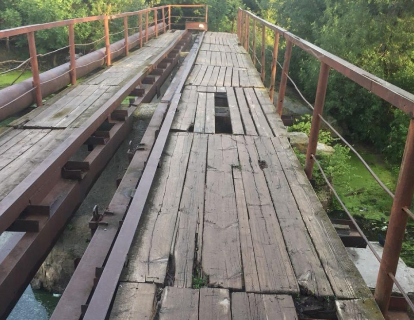 Срок планируемого ремонта «моста» на водокачке назвал мэр Морозовска