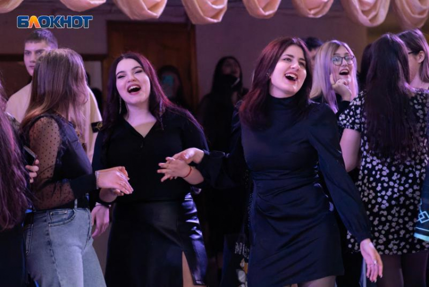 Активная новогодняя программа подготовлена в Морозовске