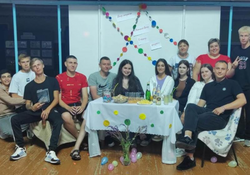 «Летний вечер в кругу друзей» провели для молодежи в станице Вольно-Донской