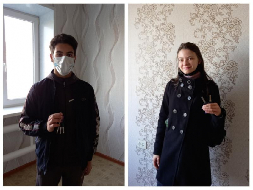Молодым морозовчанам Данилу Тарасенко и Полине Дреевой вручили ключи от благоустроенного жилья