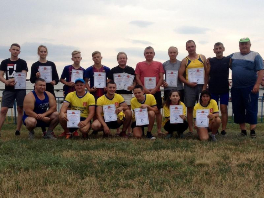 Победителем первенства по легкой атлетике стала команда Морозовского городского поселения