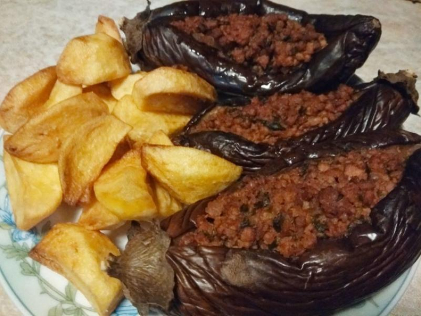 Морозовчанка побывала в Турции и научилась готовить «имам баялды"