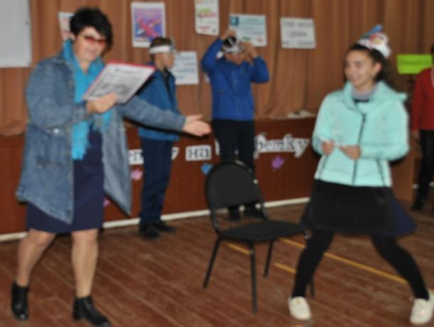 Муха-Цокотуха нашла табачок: в Вишневке прошла программа против курения