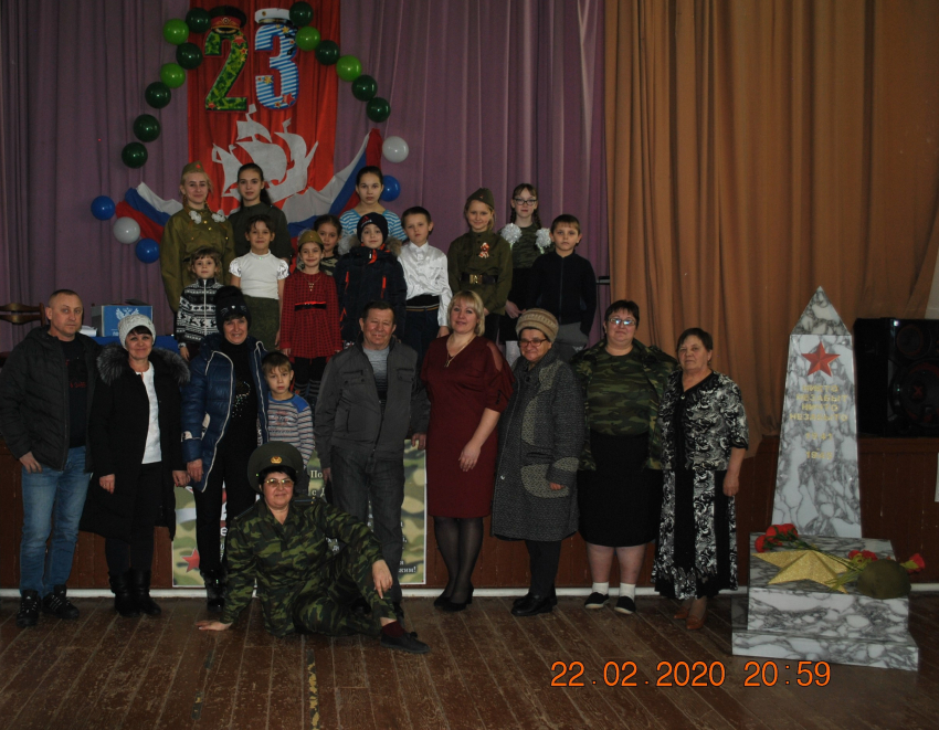 Сибирьки и Вишневка поздравили своих мужчин концертом художественной самодеятельности