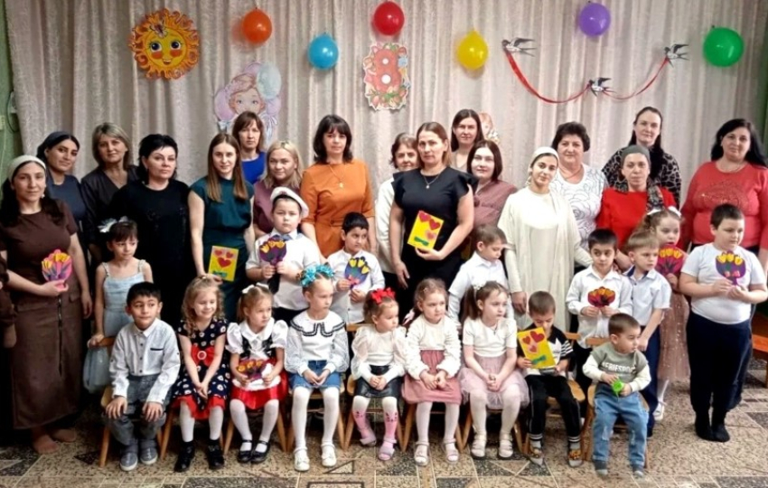 В станице Вольно-Донской отметили юбилей легендарного сада «Улыбка»