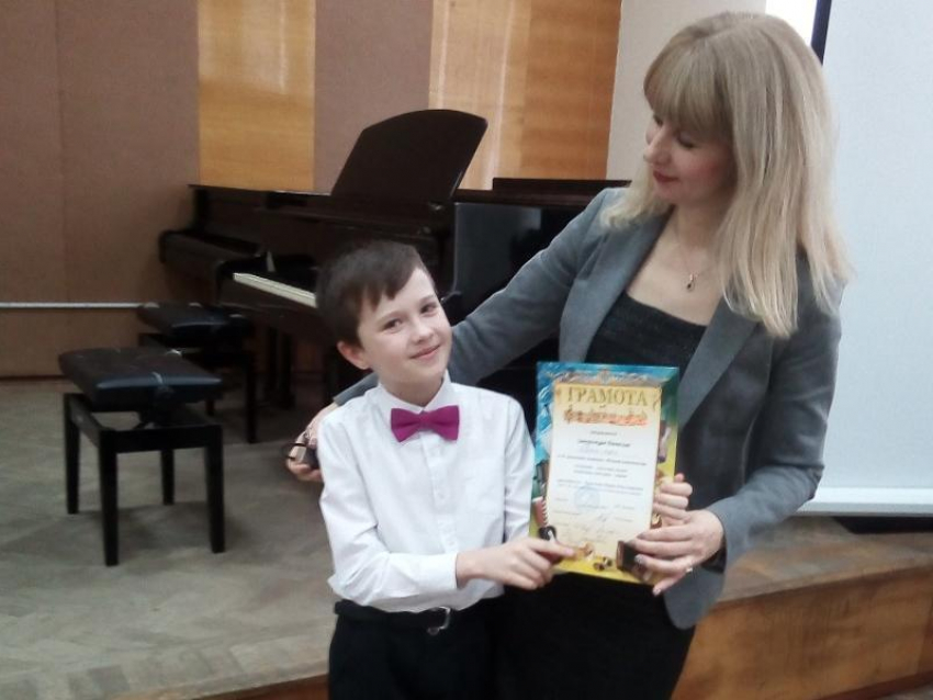 Воспитанник детской школы искусств из Морозовска завоевал Гран-при на конкурсе юных композиторов