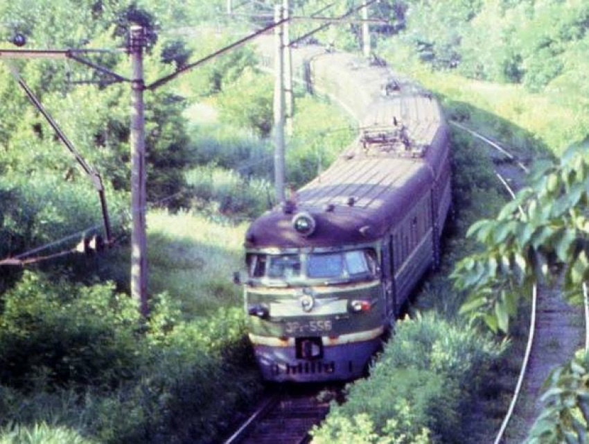 Поезда пускали по закрытому участку Морозовская-Куберле из-за забастовки шахтеров