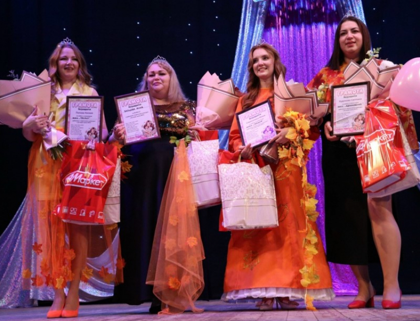 В Морозовске определили имена лучших мам года