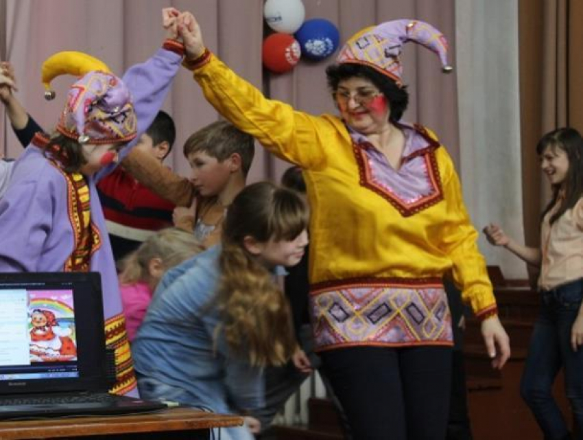 Театрализованную праздничную программу «Масленица наша нет тебя краше» организовали в хуторе Вишневка