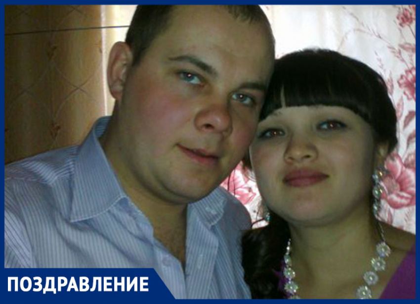 Татьяну Савицкую муж поздравил с восьмой годовщиной свадьбы