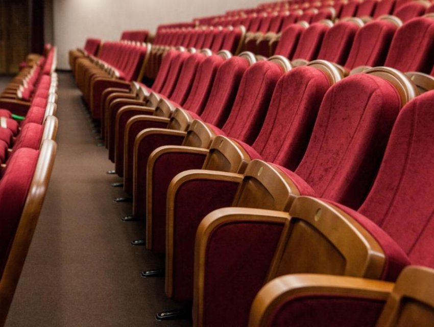 Донские кинотеатры и концертные залы разрешили заполнять на 75%