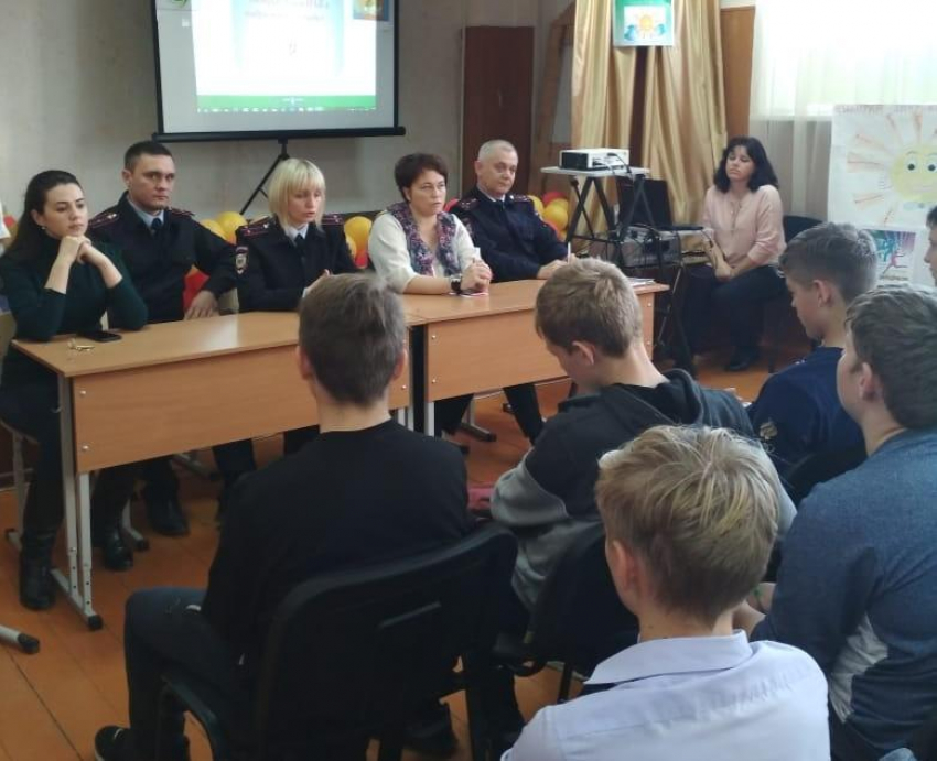 Конференцию «Любопытство длиною в жизнь» провели в школе №4 Морозовска