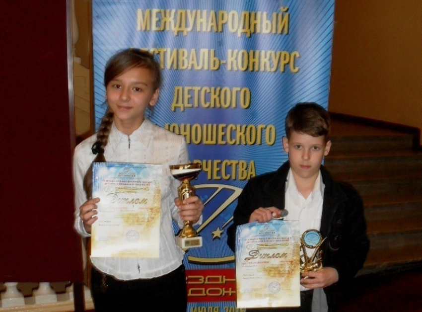 Четверо морозовчан стали финалистами «Звездного дождя»