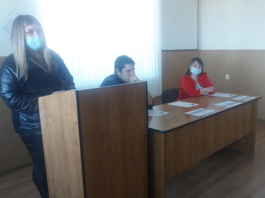 Благодаря прививанию можно сделать вирус управляемым, - член Собрания депутатов Морозовского городского поселения о вакцинации