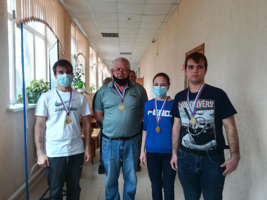 Команда ДЮСШ стала лучшей на городских соревнованиях по шахматам в Морозовске