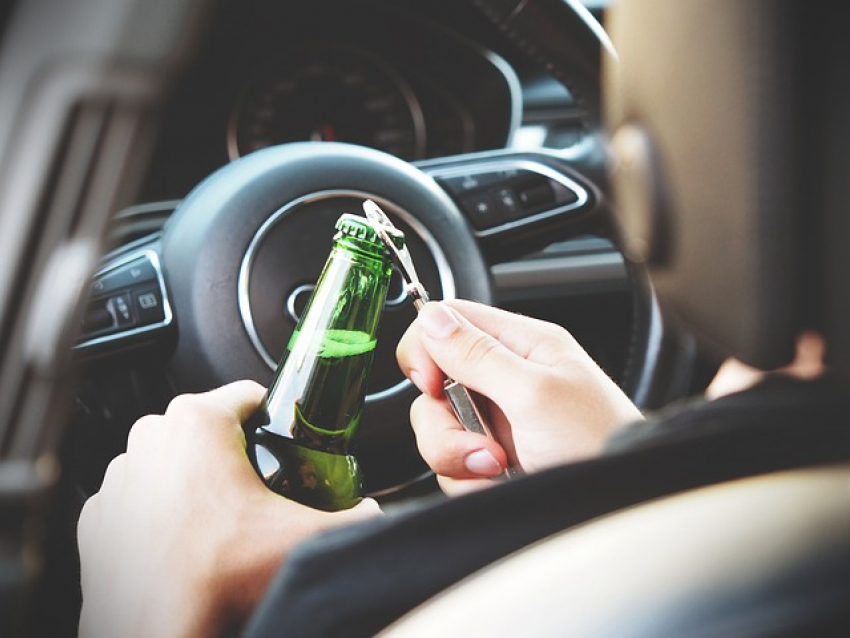 С 30 апреля по 10 мая морозовских водителей проверяют на предмет выявления признаков состояния опьянения.